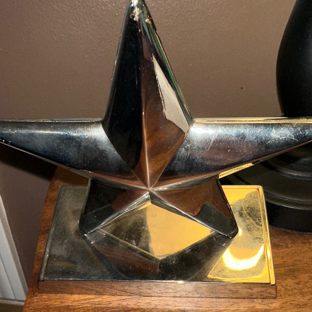 Christmas Metal Silver Star Stocking Holder 7”x5” - Picture 4 of 7